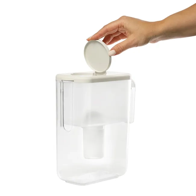 Dzbanek filtrujący wodę Ecosoft Slim Ivory
