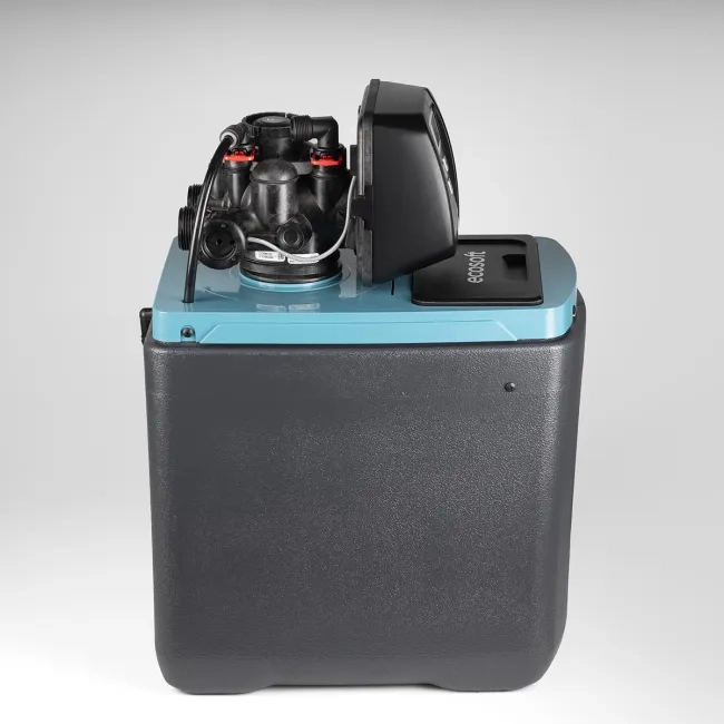 Ecosoft Core 150 water softener with CI valve