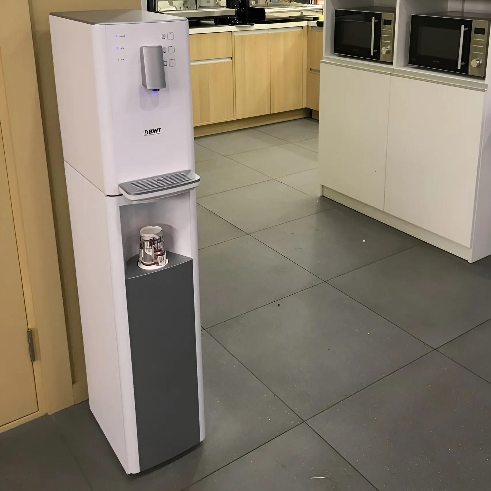 Drinking water for Genesis offices