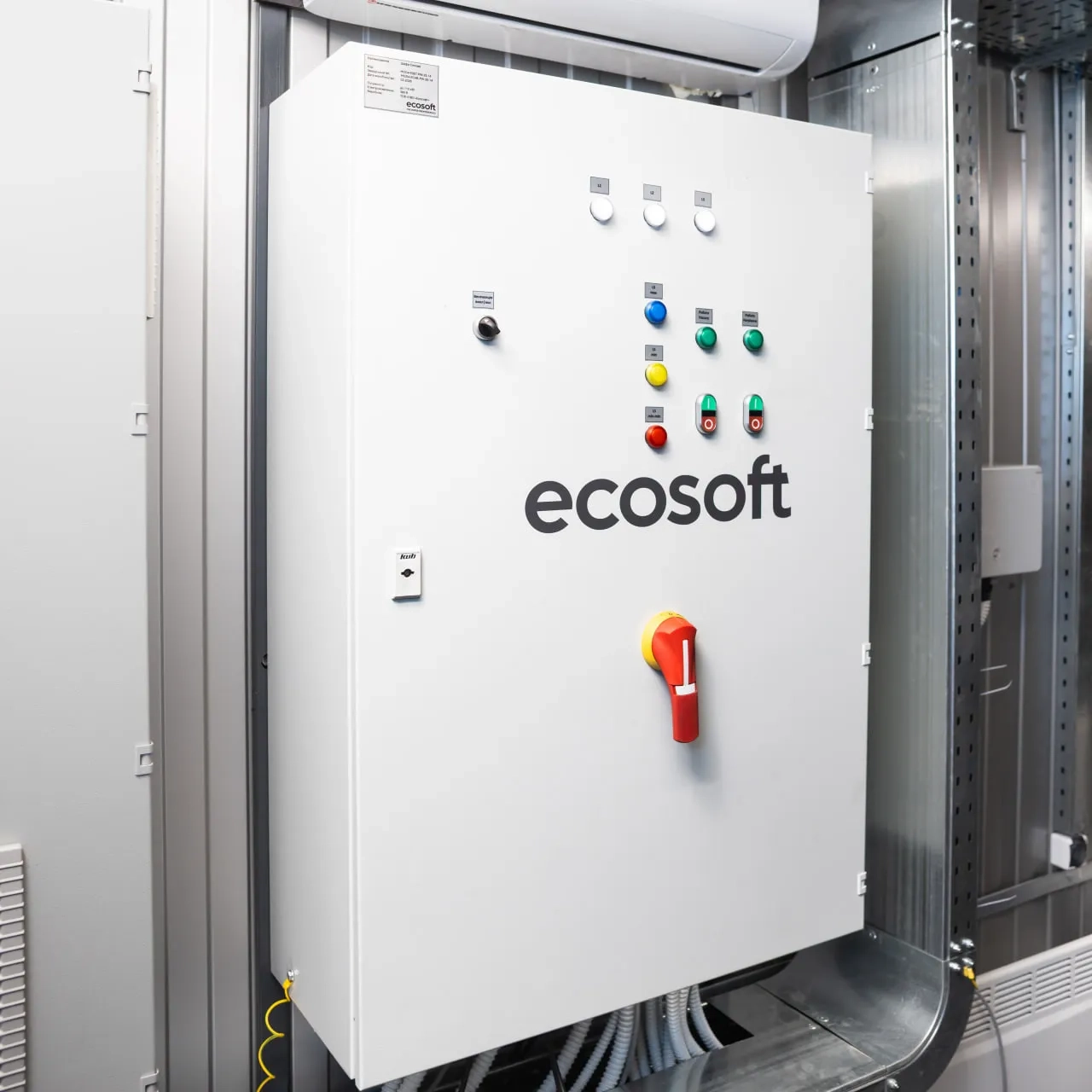 Sistema containerizzato per il trattamento dell’acqua e il controllo di processo